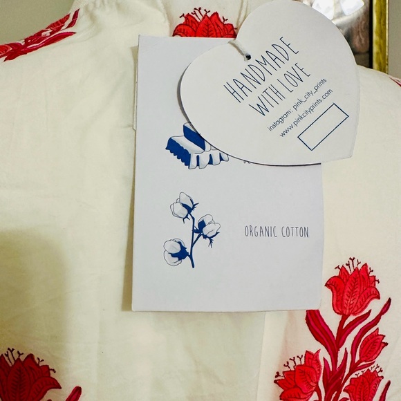 Elegant Pink Floral Long Sleeve Dress - Picture 10 of 16